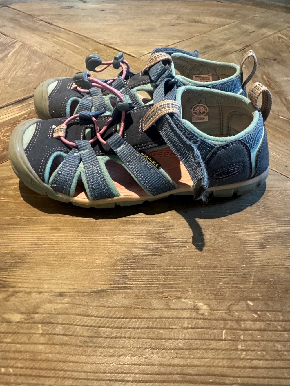 KEEN H2 Newport Kids Blue Gray Teal Pink Outdoor Sandals Size 2